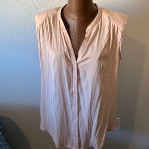 Trouvé dressy tank